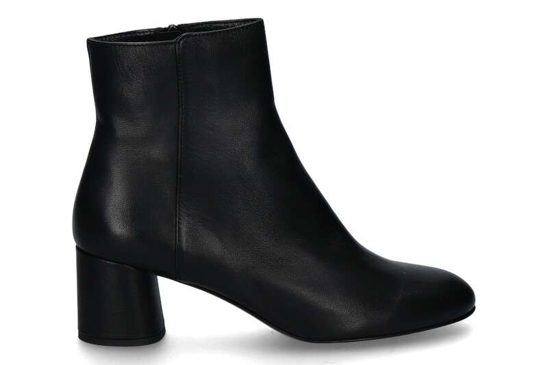 Attilio Giusti Leombruni ankle boots NAPPA NERO