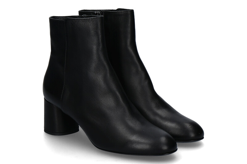 Attilio Giusti Leombruni ankle boots NAPPA NERO