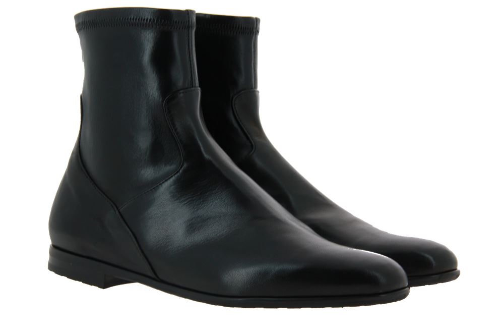 trumans chelsea boots