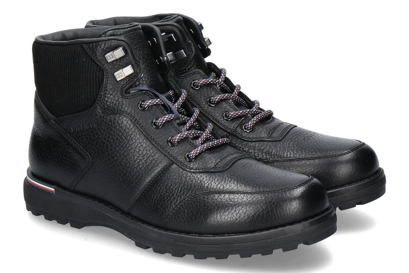 tommy-hilfiger-boots-corporate-outdoor-black_136000111_1